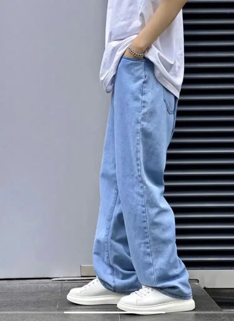 Light blue denim straight down jeans